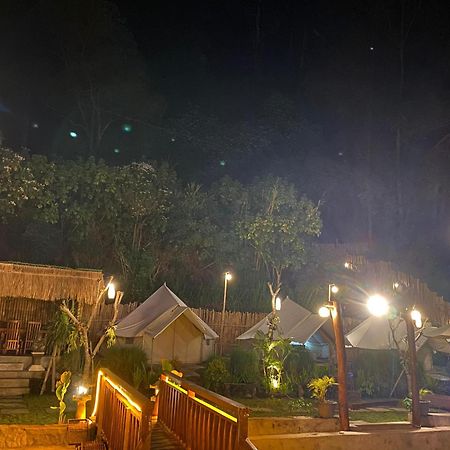 Emayan Glamping Kubupenlokan Kültér fotó