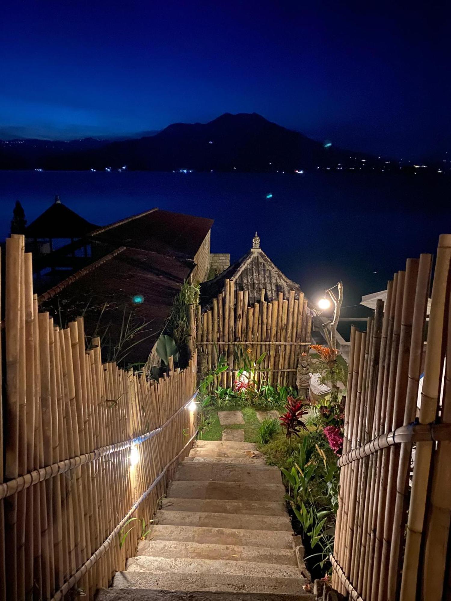 Emayan Glamping Kubupenlokan Kültér fotó